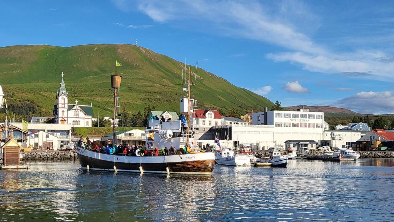 B&B Rooms Husavik 3 Экстерьер фото